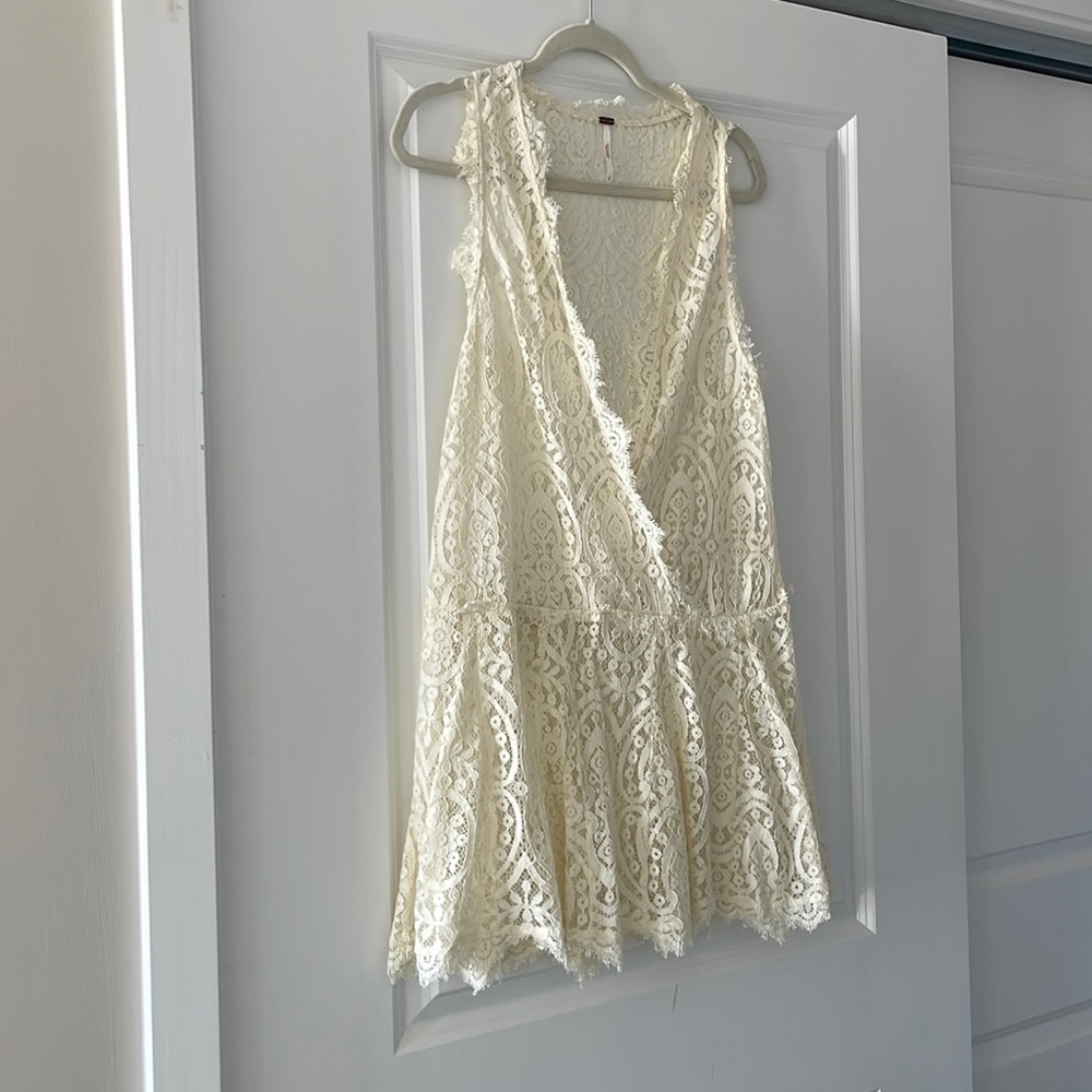 SOLD Ivory lace v neck coverup dress by Free People size small